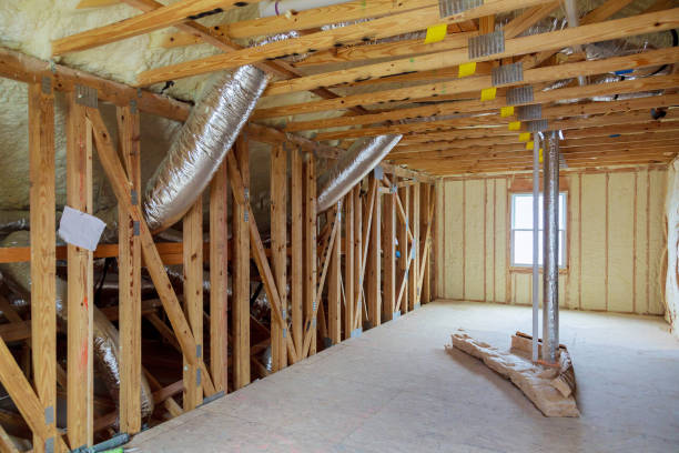 Best Insulation Maintenance and Repair in Marengo, IA